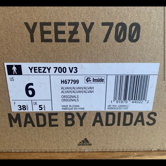 Yeezy 700 V3 - Picture 3 of 5